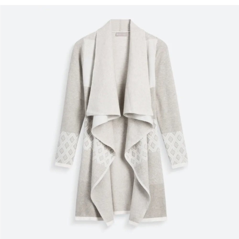 EVOLUTION BY CYRUS Chiana Graphic Open Drape Cardigan